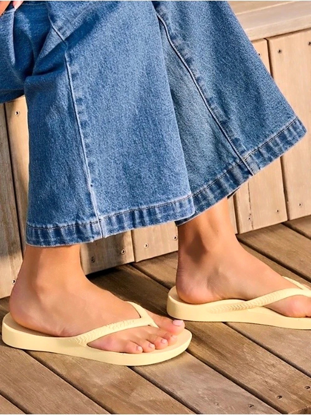 Archies Arch Support Flip Flops - Lemon